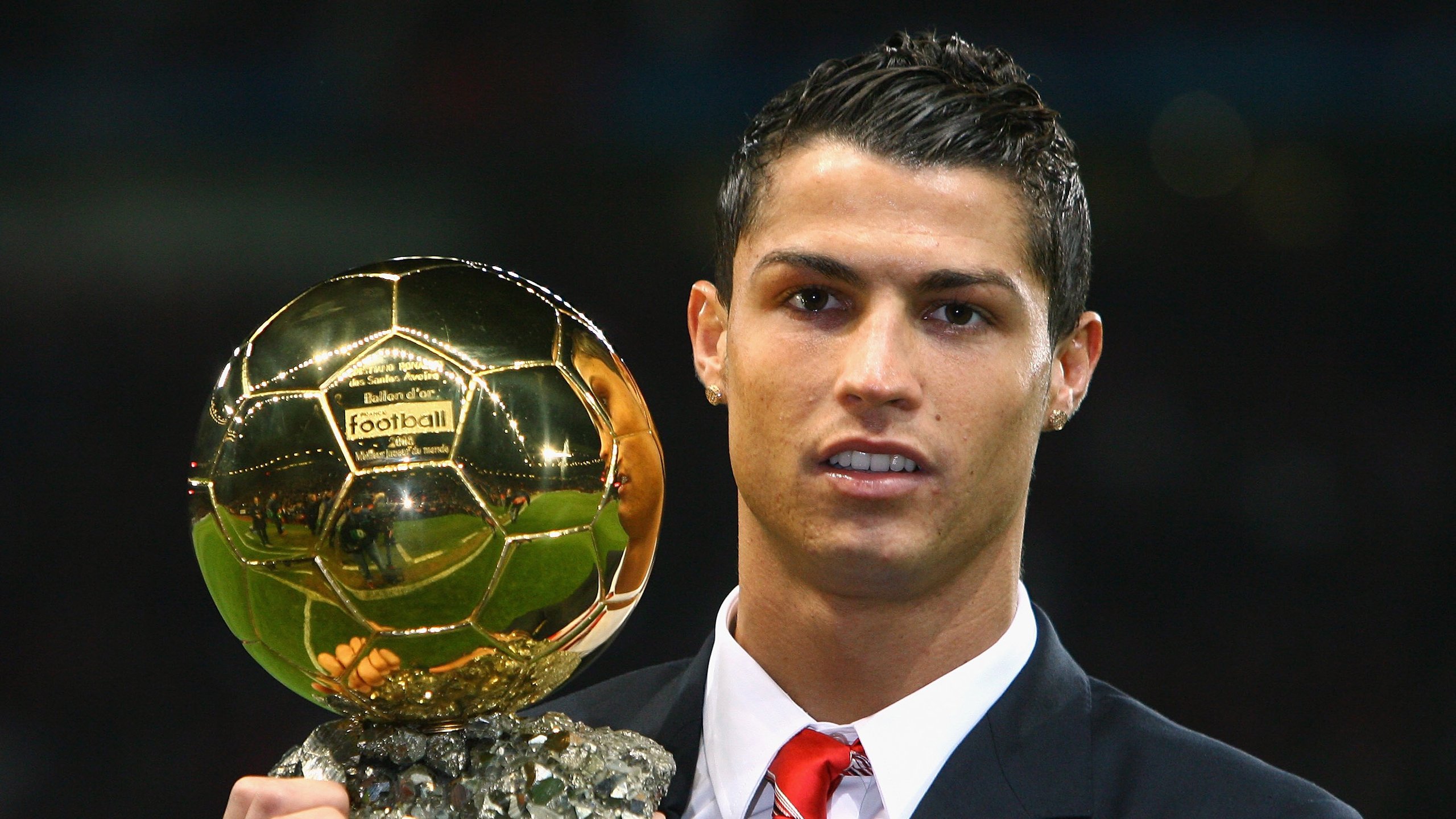 德布劳内焦点对战，费德勒与50激战TL分钟，大比分获胜胜负难料！全场沸腾不已